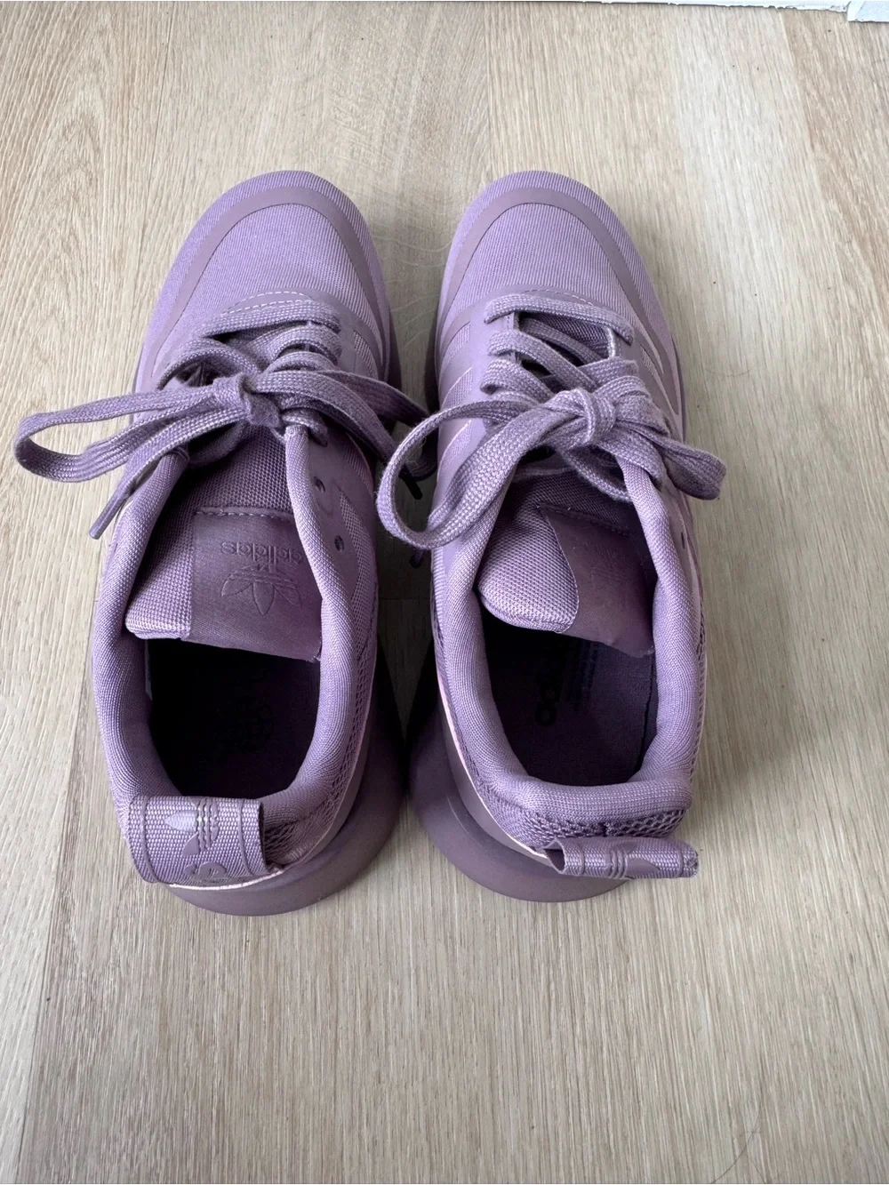 adidas very gently
